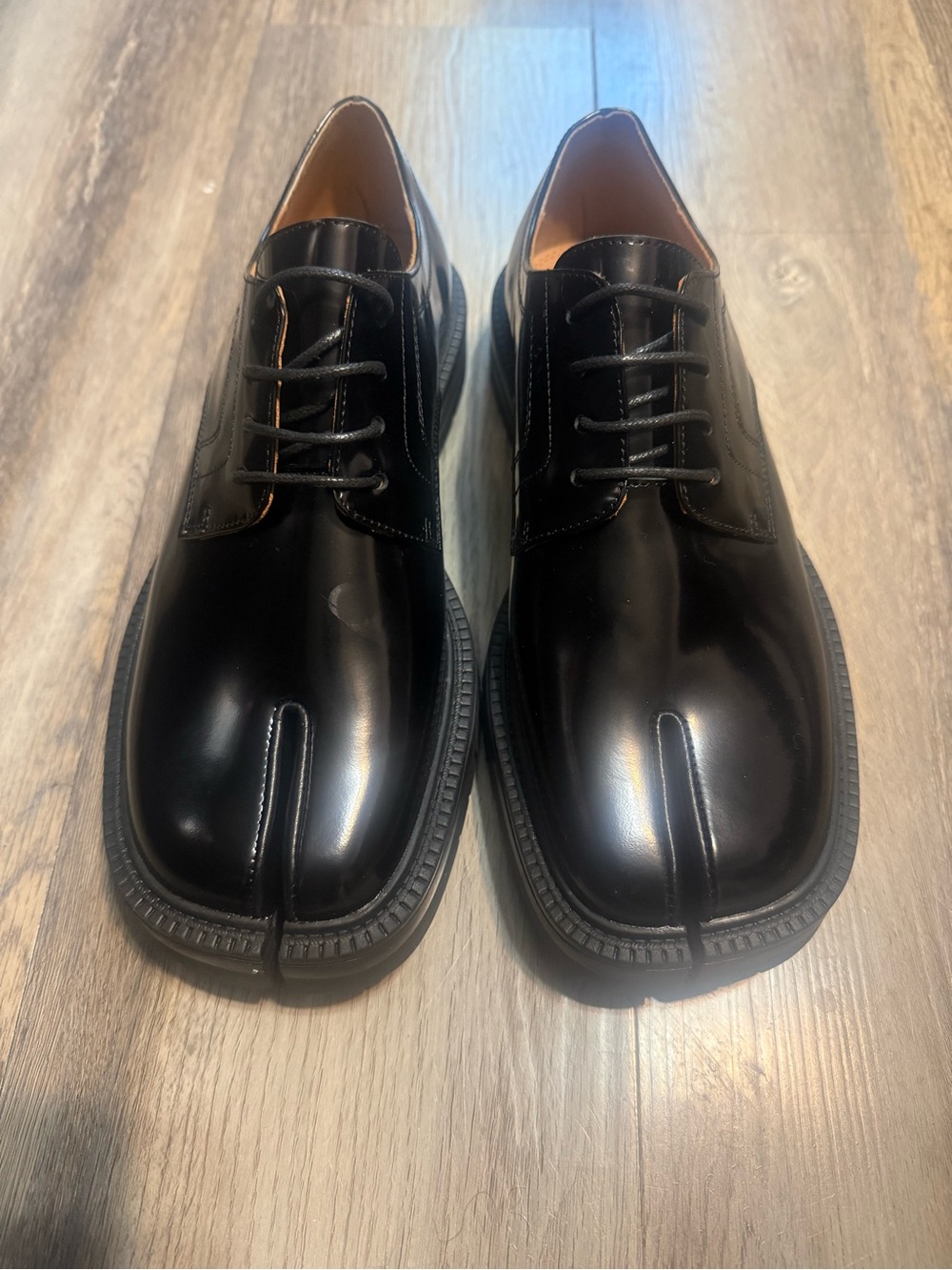 Men's Black Split-Toe Derby Dress Shoes